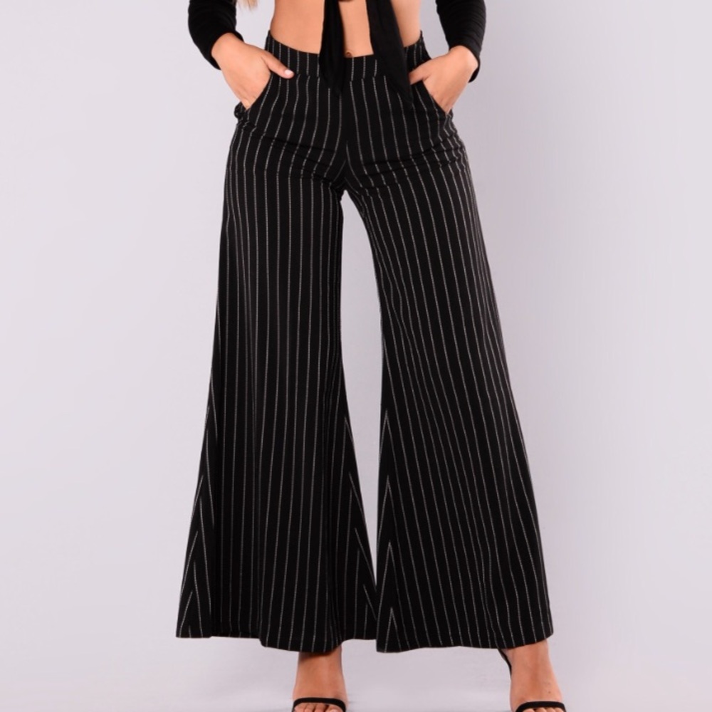 High waisted black & white flare pants